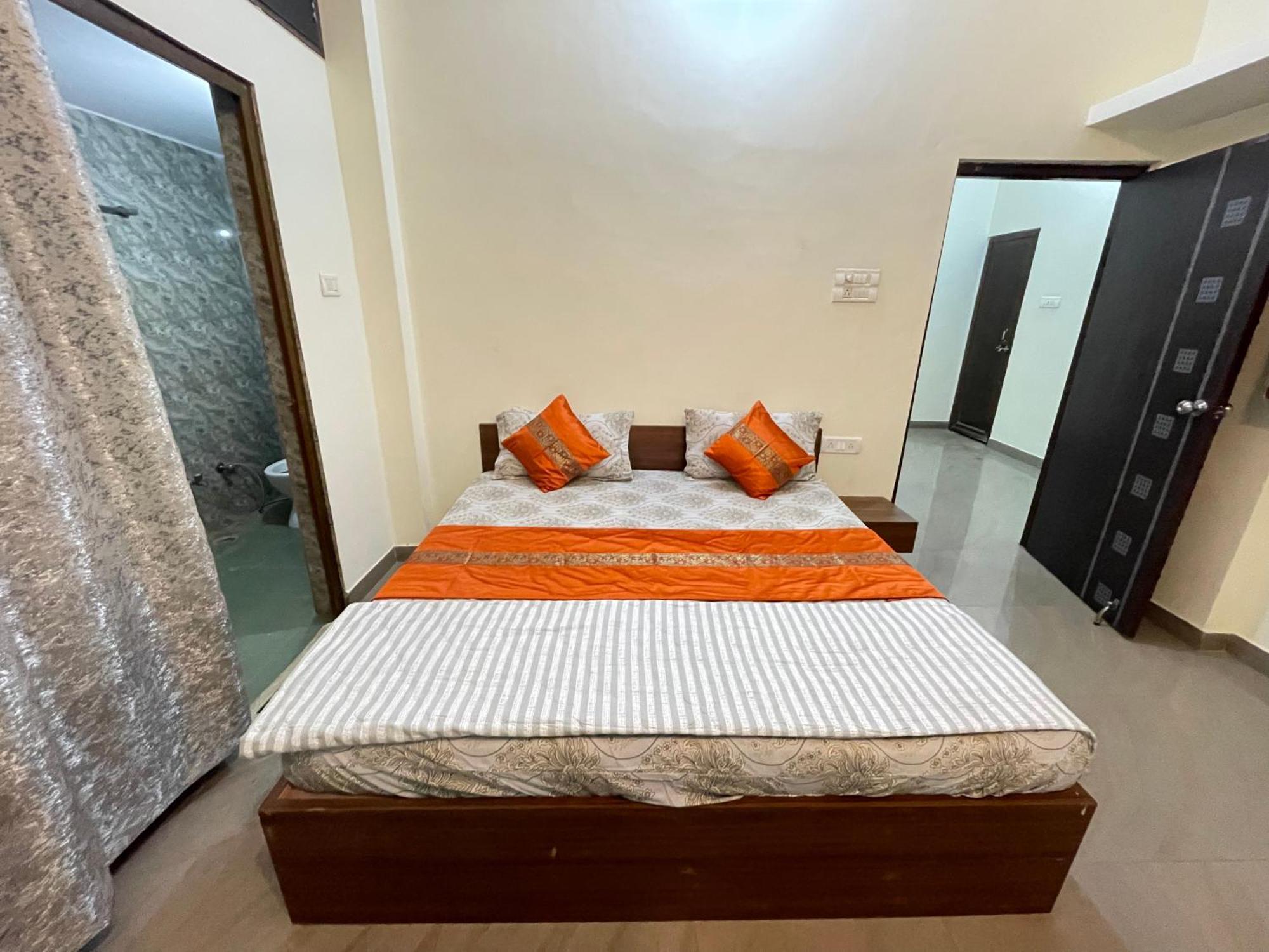 Kashi Paradise Stay Benares Buitenkant foto
